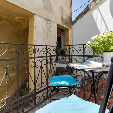 Dvor Kalalarga Apartamento