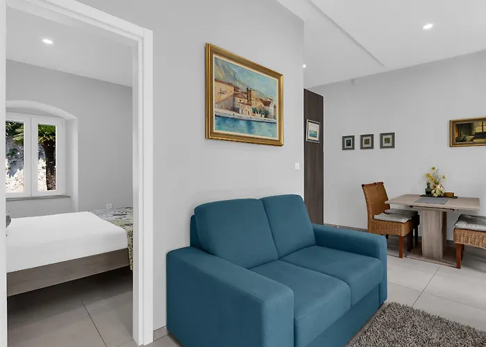 Center Dvor Kalalarga شقة ماكارسكا