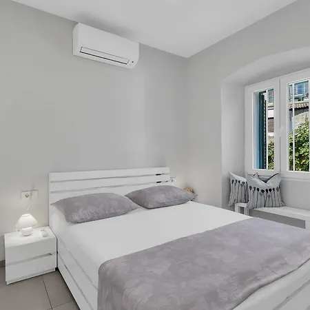 Apartament Center Dvor Kalalarga Makarska